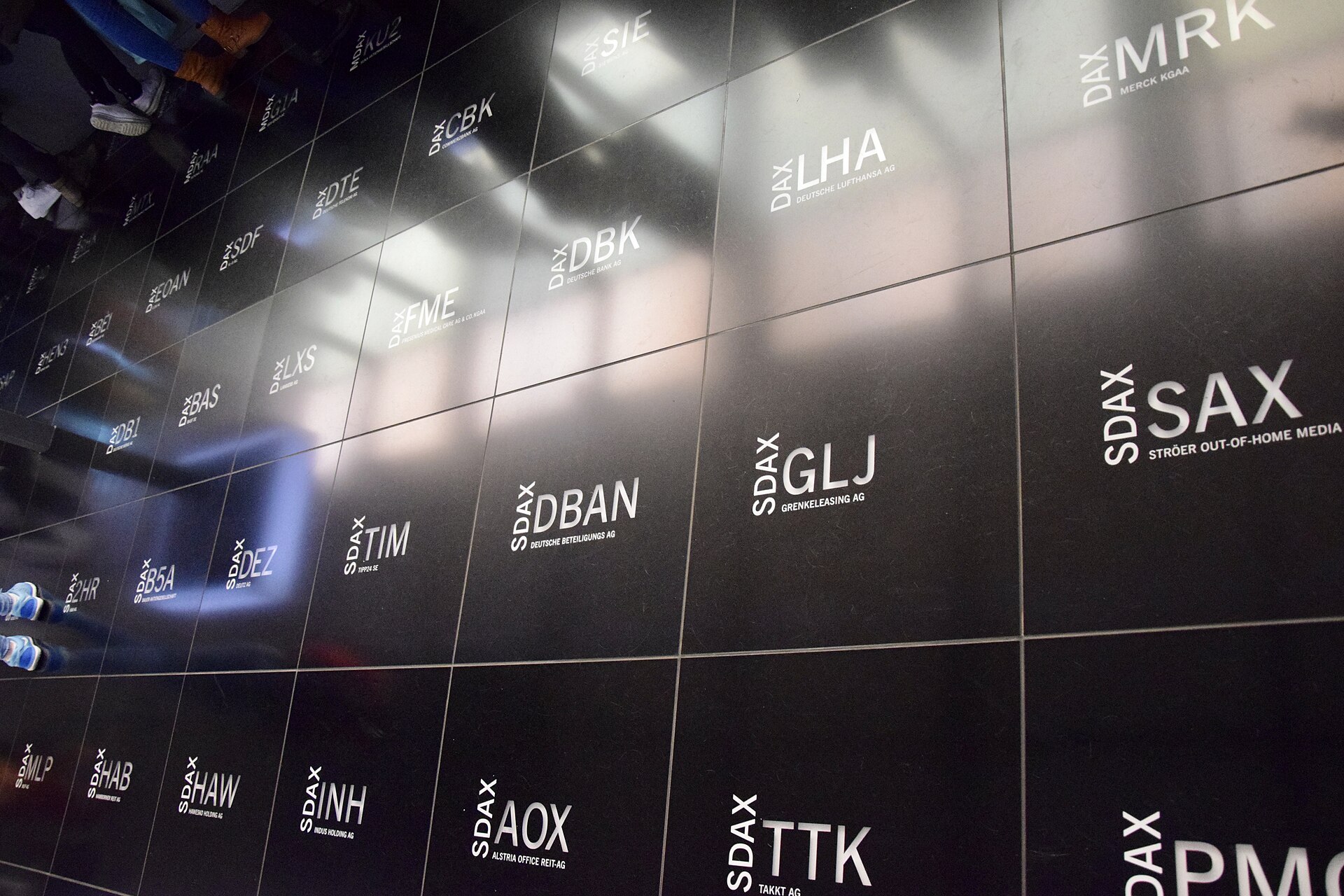 Ticker wall at the Frankfurt Stock Exchange